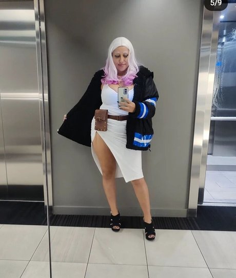 venusontheflipside pretty actress picture