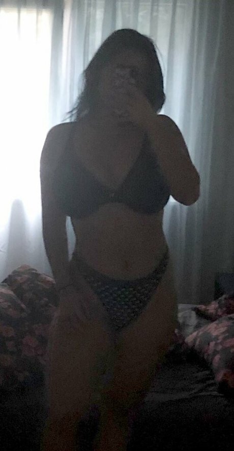 Kattjia sexy star img