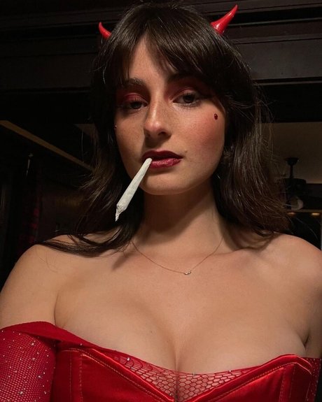 Romy Reiner star pornographic photos