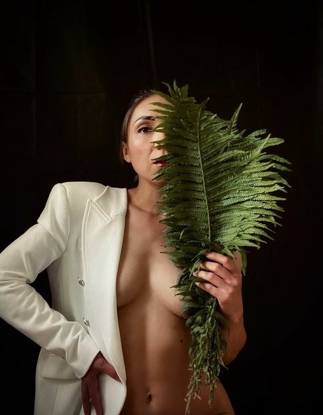 iryna sun_ art star photos