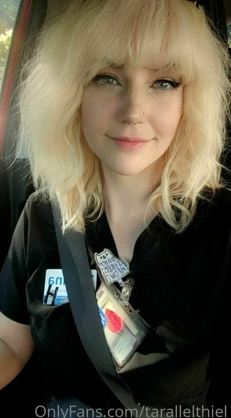 Tarallelthiel erotic star picture