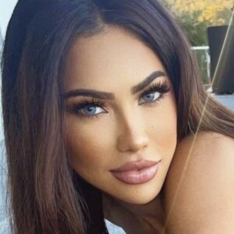 Miss Erika Gray nice actress galleries