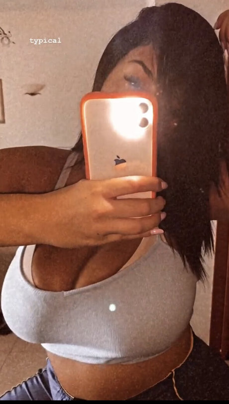 Chrysanthie model best galleries