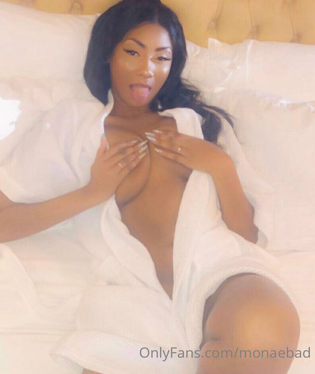 monaebad model erotic gallery