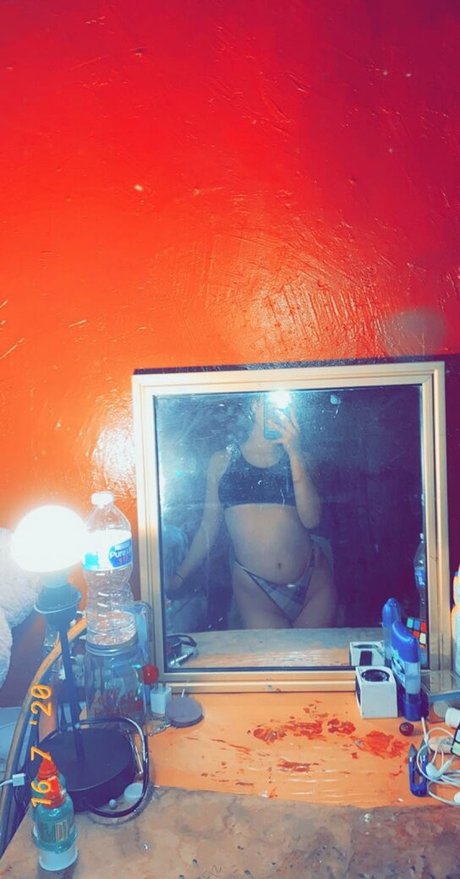 Smojuju perfect model photo