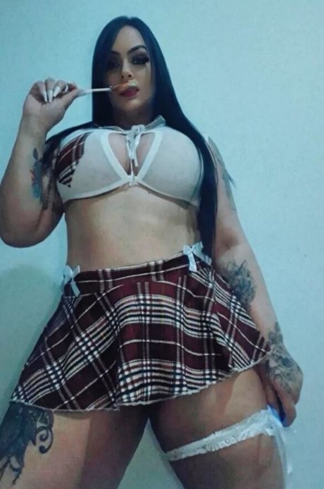 Mari Santos Ss2 star high quality image