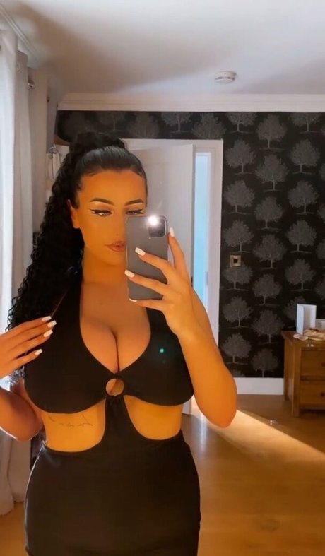 Ciara Lennon model high quality pic