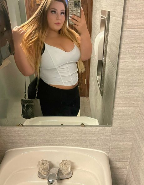 Kylie Marie pretty model pic