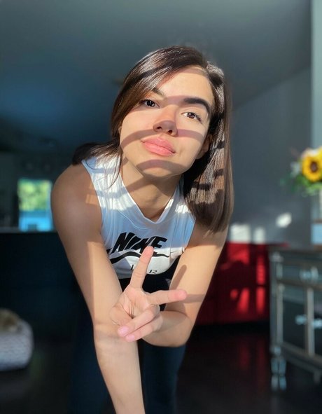 Galadriex perfect actress image