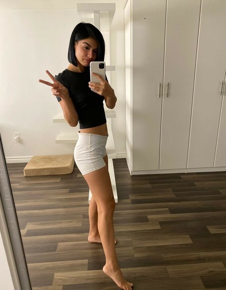 Galadriex porn model photos