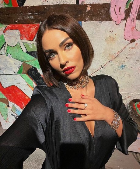 Claudia Martin hd model pictures