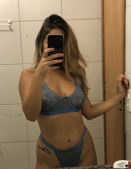 Thais Ferrari pornstar adult img