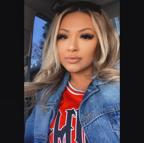 Hustle23hard star porn archive