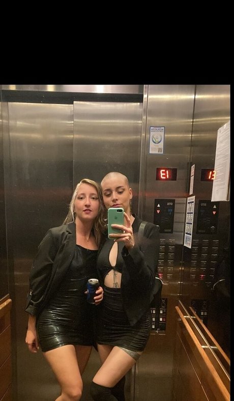 Sasha Taiga star hot images