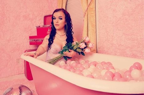 Leftcheek pornstar erotic photos