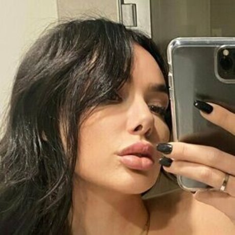 fijiwaterbub nice pornstar picture