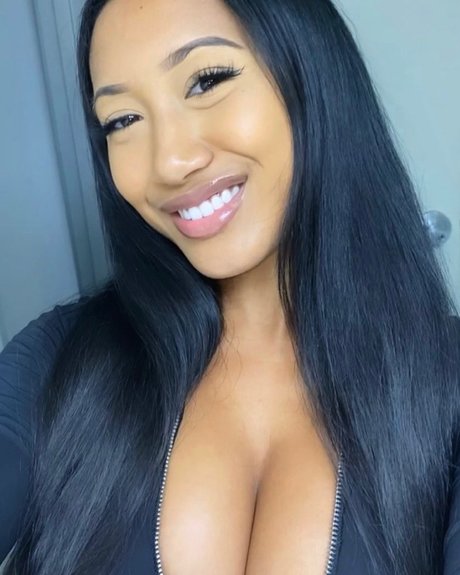 Drew valentina pornographic model photos