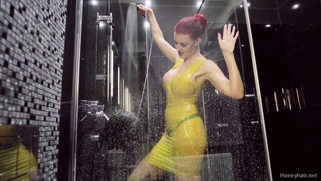 HoneyHair adult star archive