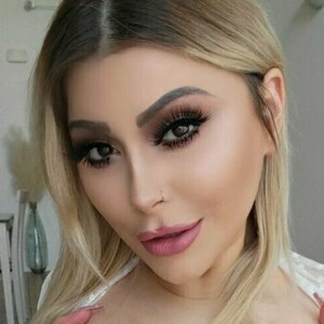 Crystal Cool Profile pic