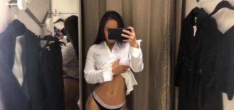 cxurtnee star perfect image