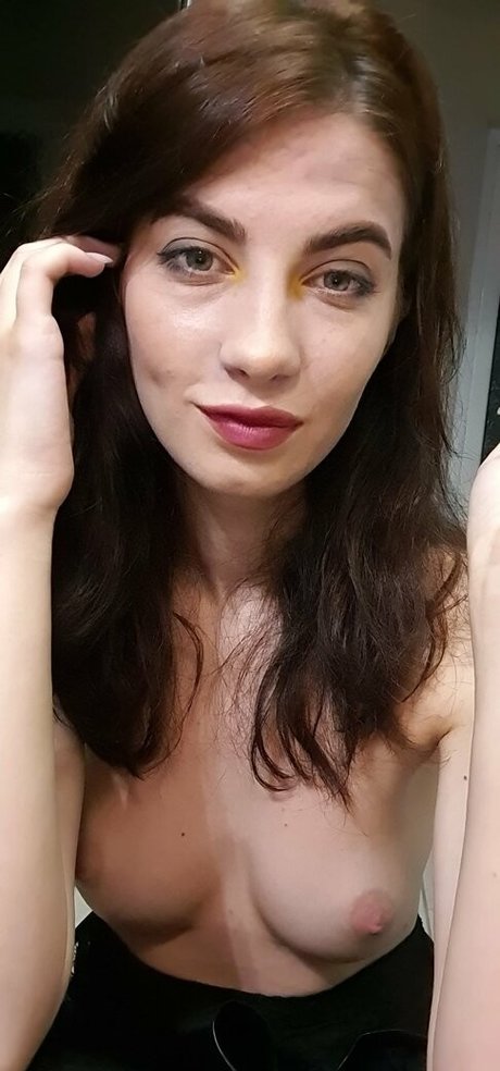 onlykattyv nude model photos