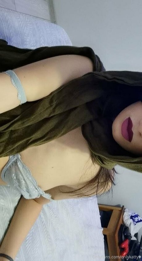 onlykattyv erotic pornstar picture