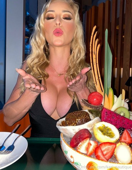 Kari Nautique pornstar xxx img