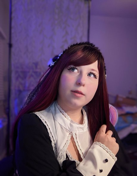 Unused Notebook model sexy pic