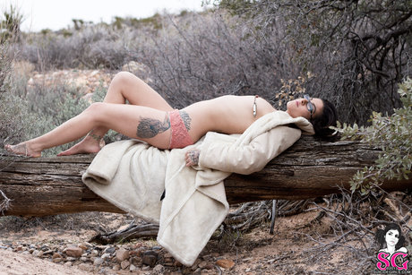 Olivia Black sexy actress pic