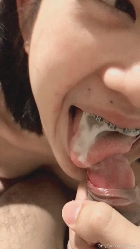 yona z sexy pornstar img