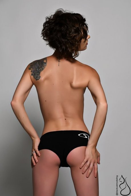 Brandi Wilson sexy model pic