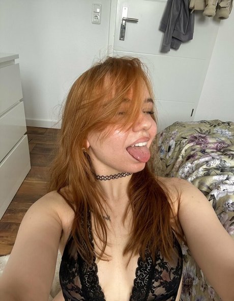 mary qty sex model image