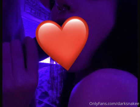 dxrkee beautiful model photo