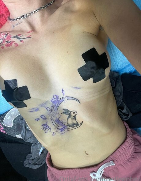 Redjeepher art actress photo