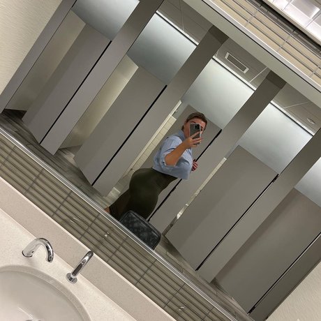 yoursnikita star erotic archive