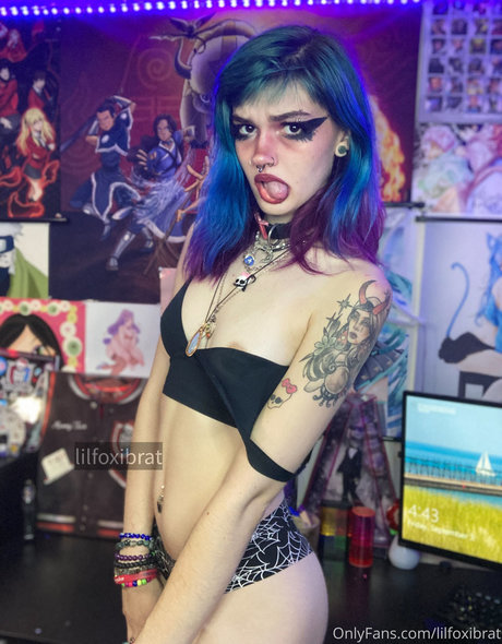 Lil Foxi pornstar beautiful pictures