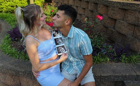 UrEbabe free model photo