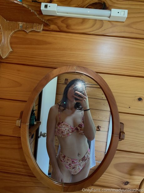 Mady Unleashed star picture