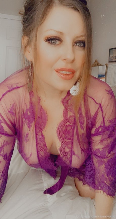 Sonny Wild pornstar hot images