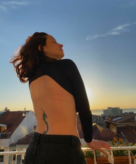 Defne Ergun xxx star gallery