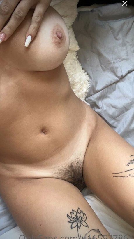 Urfavoritesnowbunnyyy top model picture