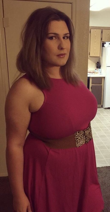 TS Allanah Allure hot actress photo