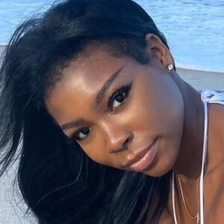 Annah Nicki Smith star hd image