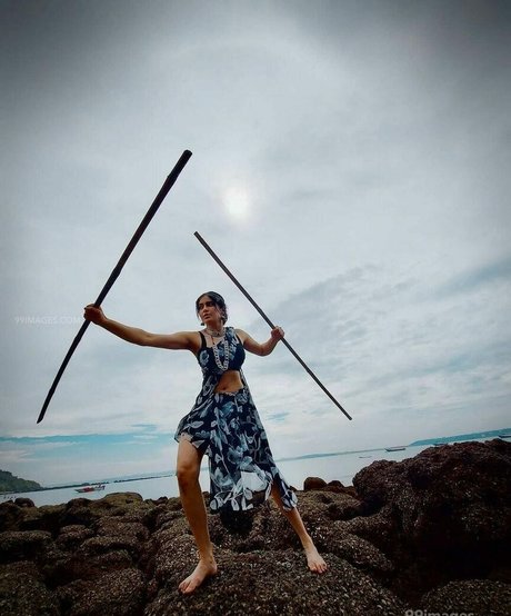 Adah Sharma free pornstar pic