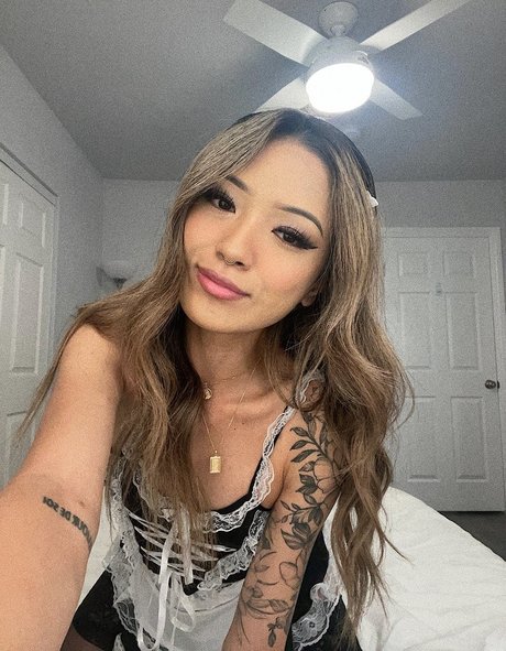 Iris Haw art actress picture