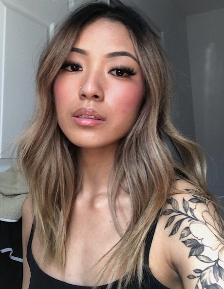 Iris Haw star art gallery