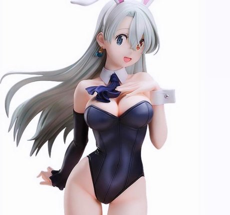 Sugoimeg Megwaifu model nude pic