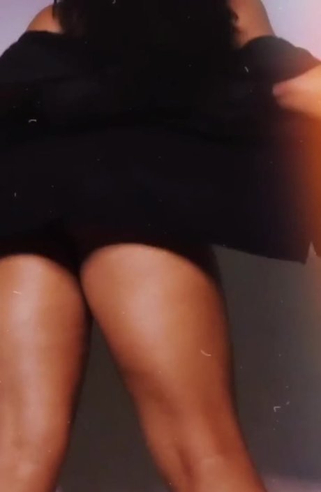 mellnogueiraaa hd actress pic