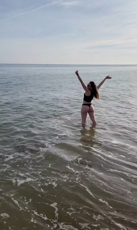 itsbinkybee adult actress archive