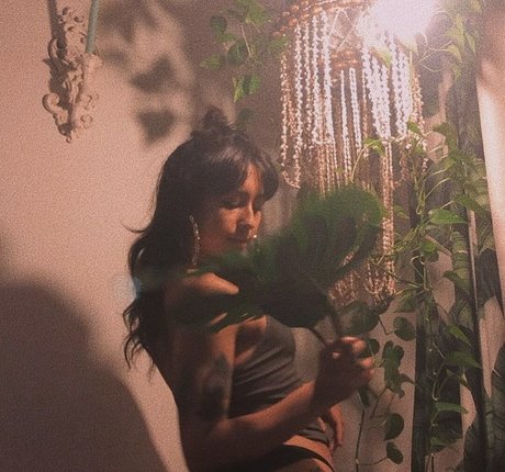 Lenamarisol sexy actress images